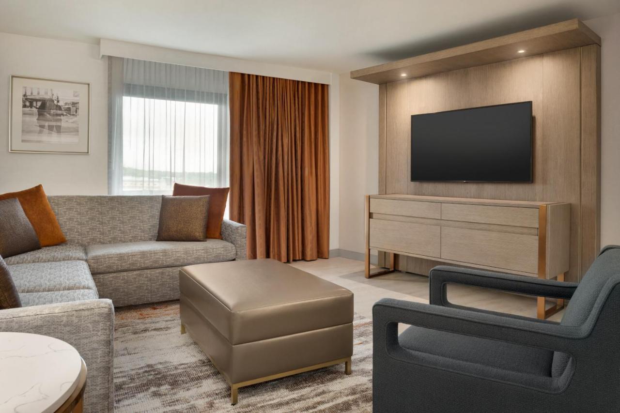 Madison Marriott South Hotel 4*